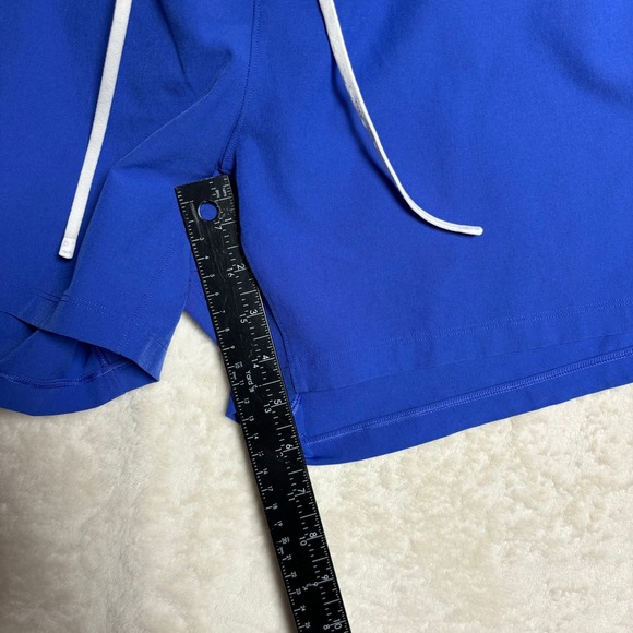 Lululemon Mens Pool Swim Shorts Size XXL 5" Blue Lined Pockets Beach M7AWXS - Picture 12 of 12